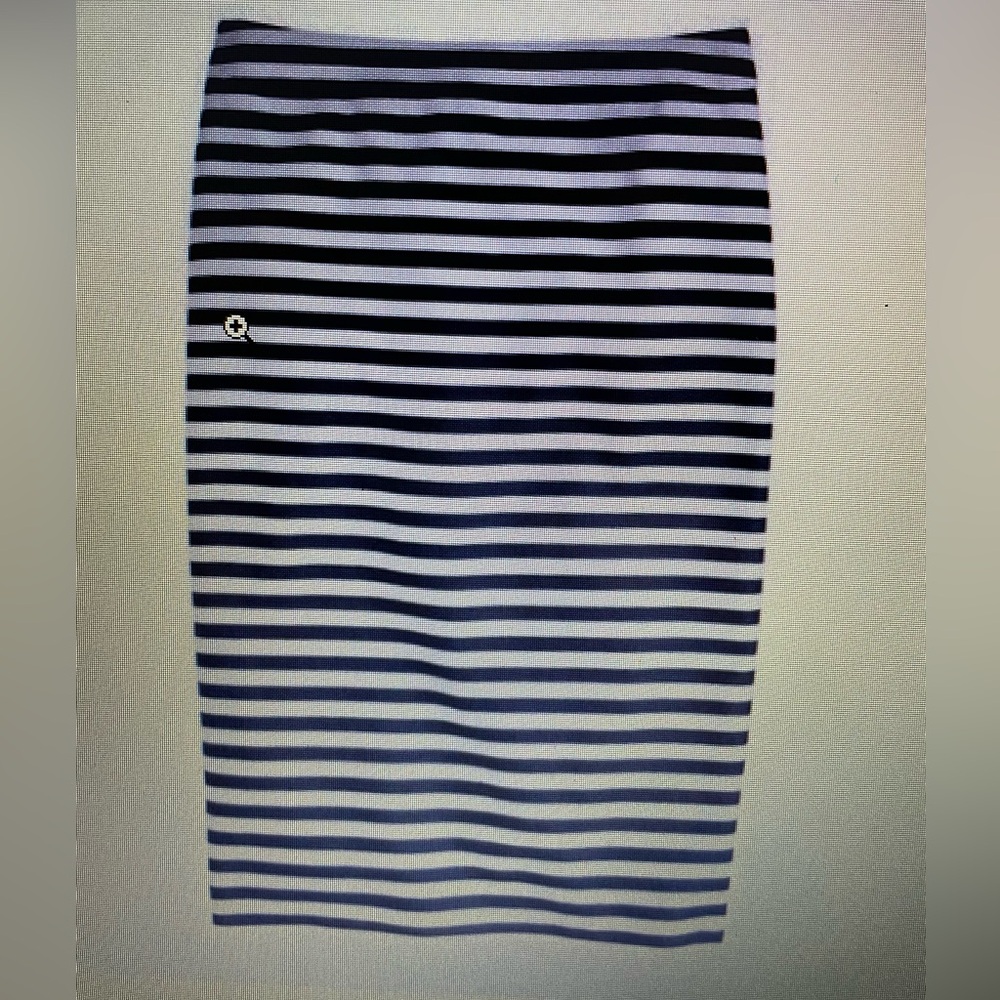 J Crew sz 2 Striped Navy and White skirt, cotton/linen blend, with lining.